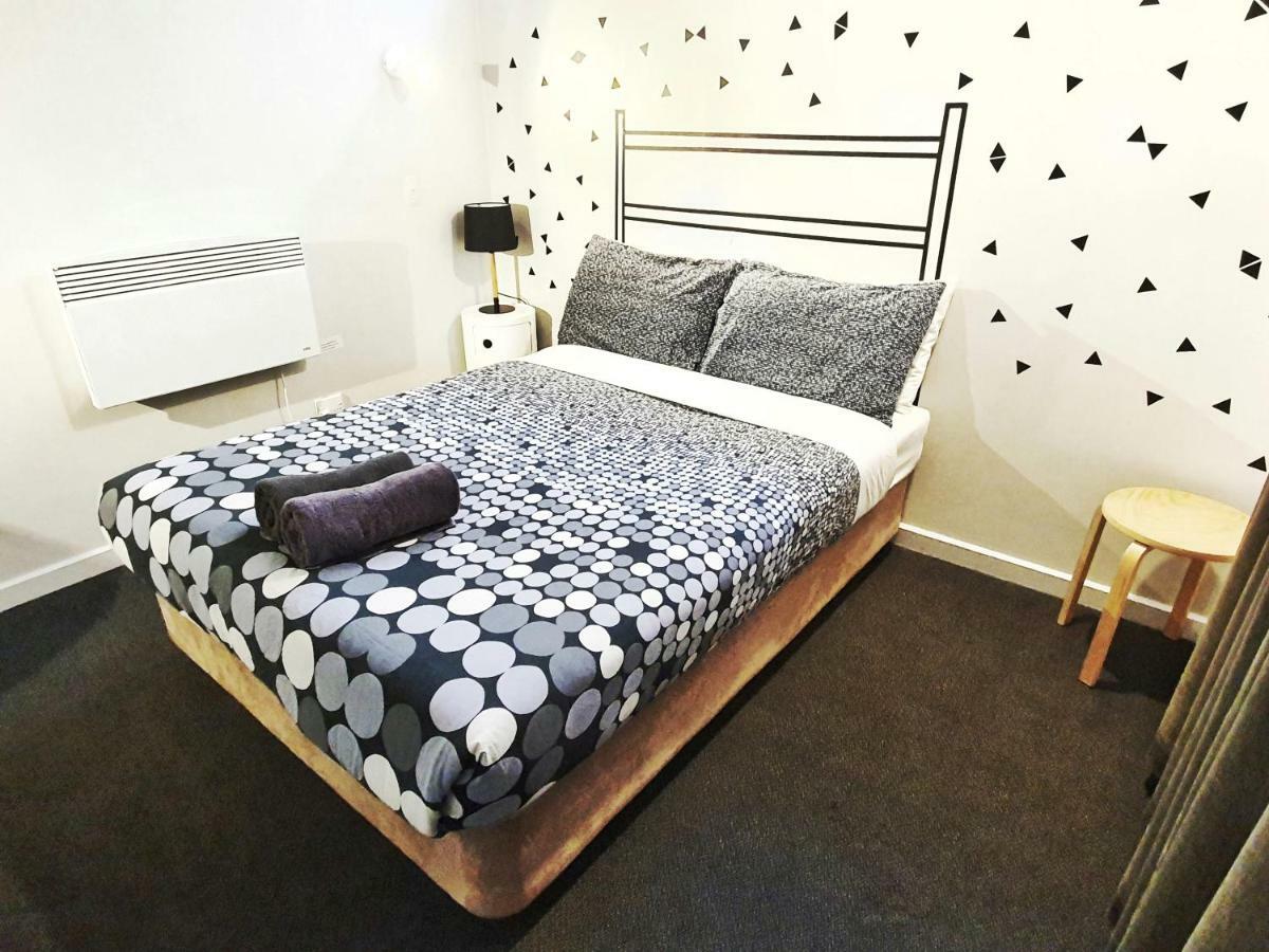 Bumbles Backpackers Hostel Queenstown Ngoại thất bức ảnh